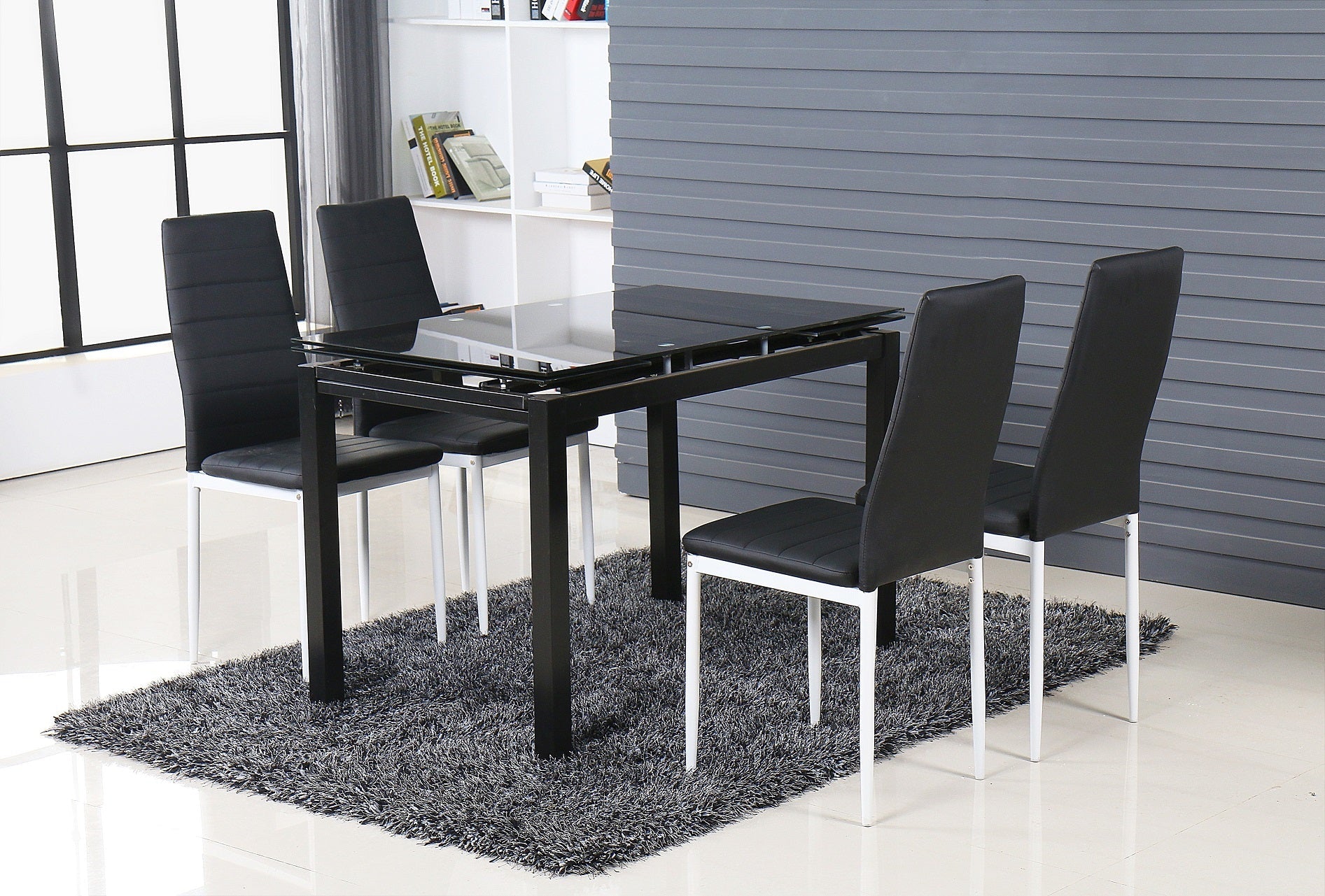 HELEN EXTENDING DINING TABLE BLACK