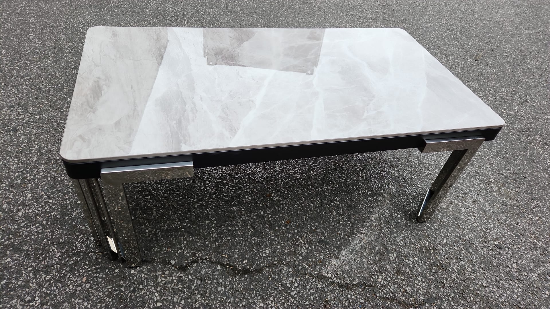Daisy Coffee Table