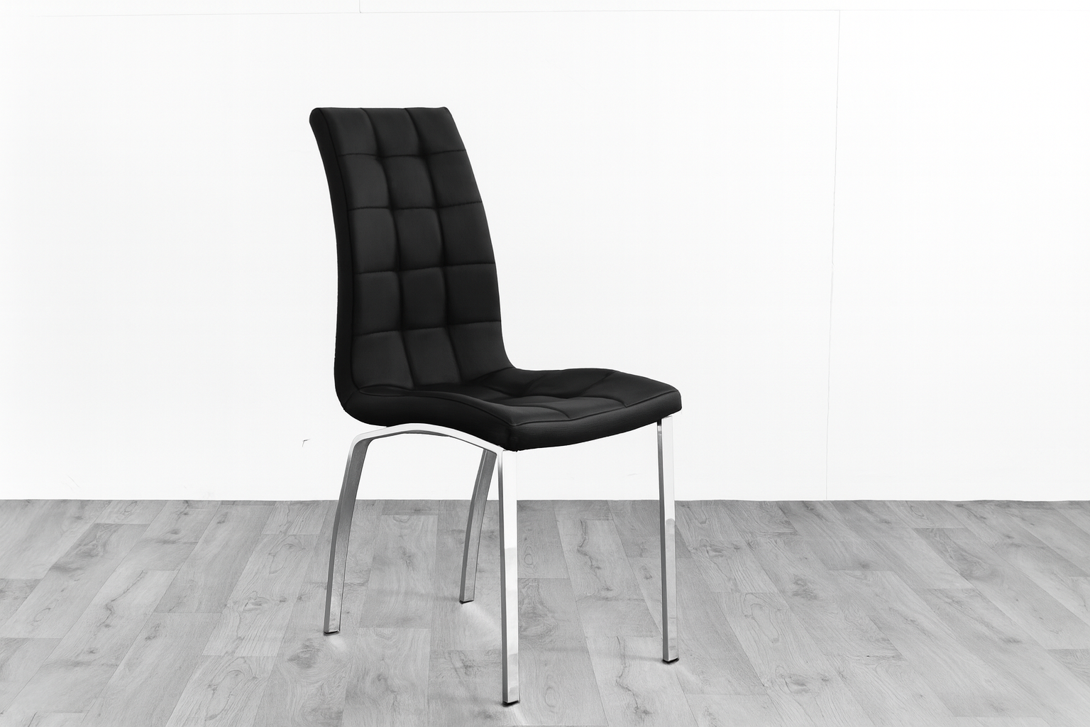 HAPPY DINING CHAIR ( SQUARE STITCHING)